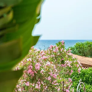 https://thalassos-rooms.in-sardinia.net