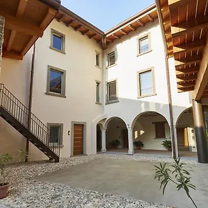https://palazzo-eleonora.it-lombardy.com