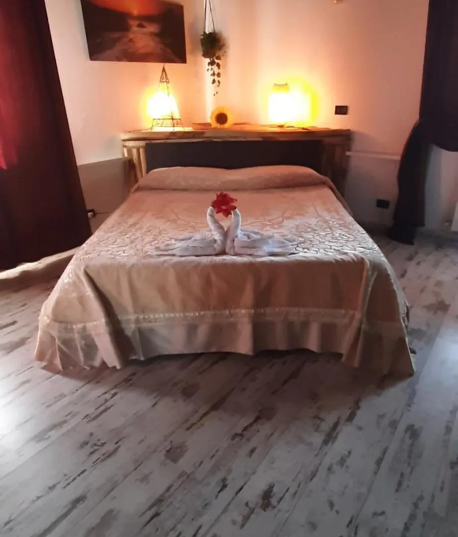 Essenziale Bed and Breakfast Castell'Anselmo 0*,  Ιταλία